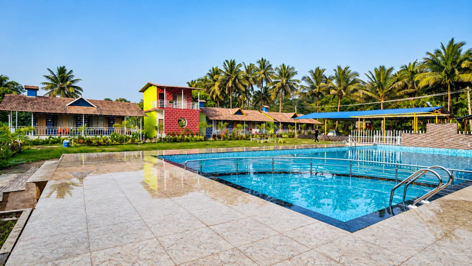 Eco Green Dandeli pool and garden